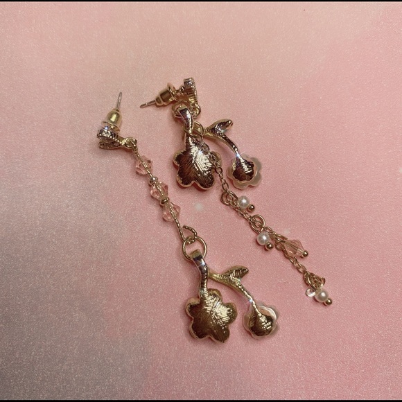 Silver 925 flower drop earrings Sakura cherry assymetric dangle earrings - Picture 2 of 2